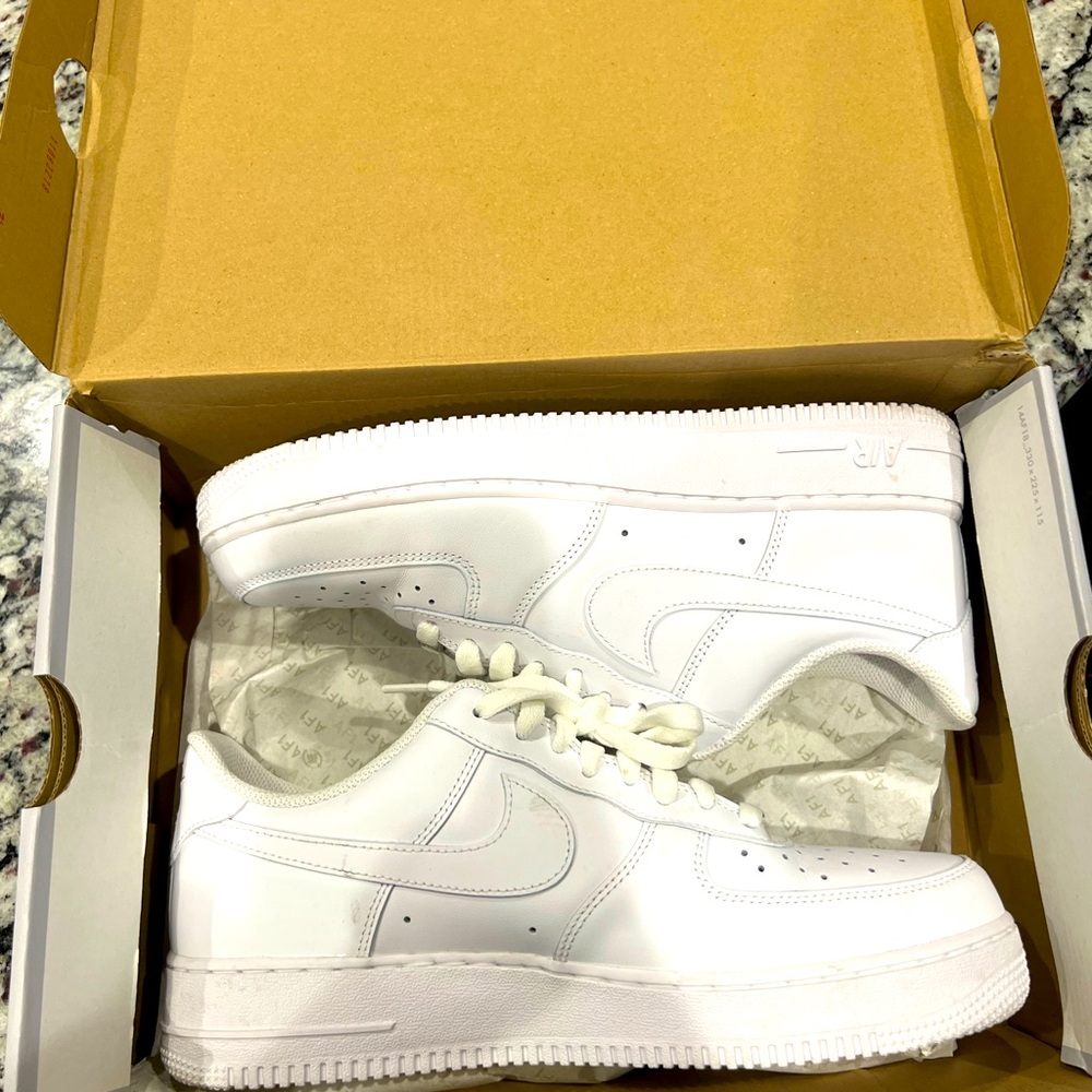 Men’s Nike Air Force One’s
